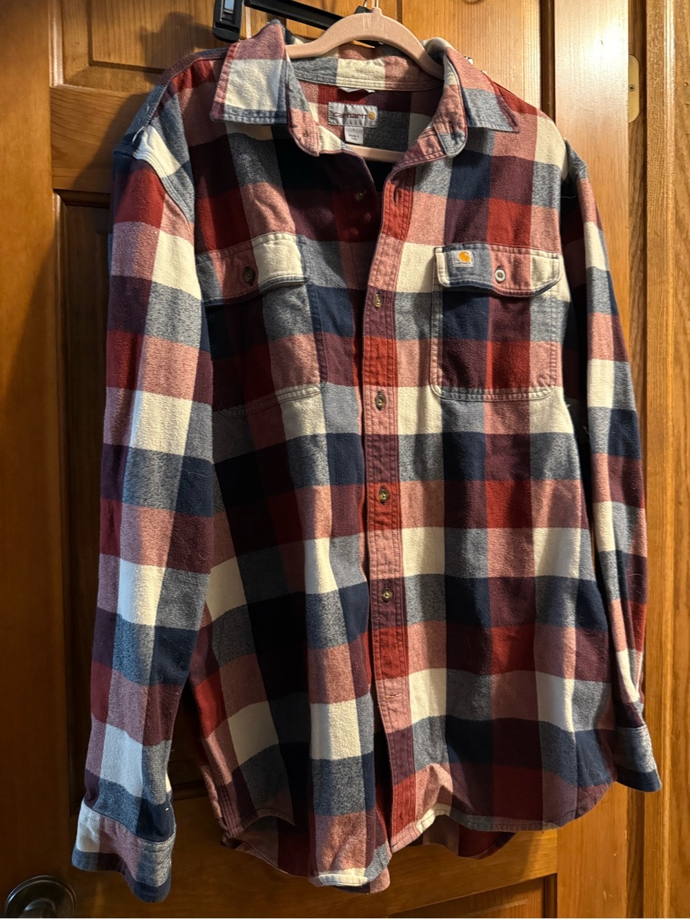 Carhartt NWOT Men's Large Red. White and Navy Plaid Flannel button up shirt